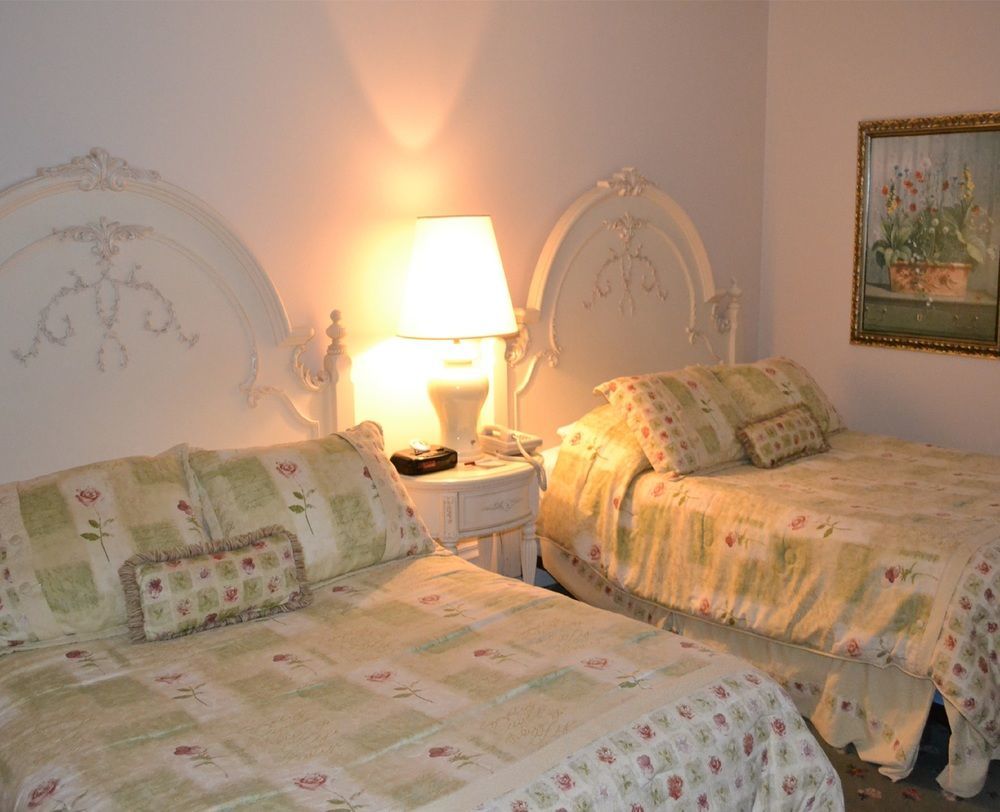 Perry Hotel Петоскі Екстер'єр фото