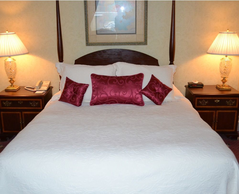 Perry Hotel Петоскі Екстер'єр фото