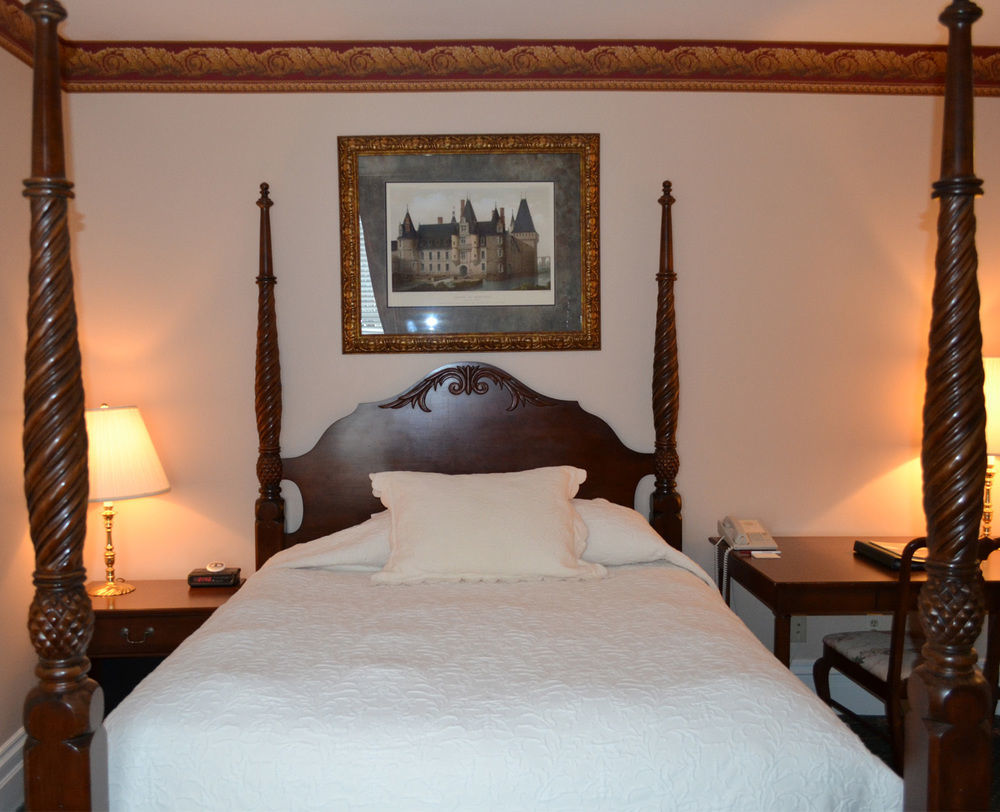 Perry Hotel Петоскі Екстер'єр фото